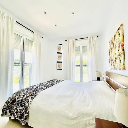 Precioso Piso En Vistahermosa Con Piscina Y Garaje El Puerto de Santa María